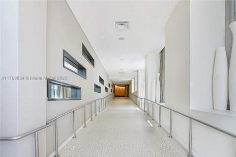 4401 Collins Ave 1017, Miami Beach FL - photo 24 of 44