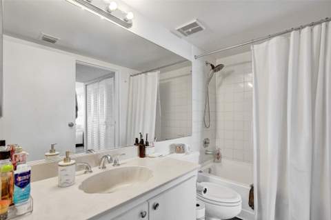 7601 E Treasure Drive 617, North Bay Village FL - photo 18 of 60