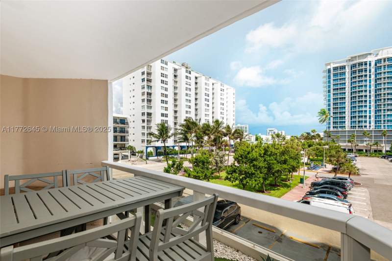 2 bedroom Condominium at 6423 Collins Ave 309, Mar Del Plata Condo, Miami Beach — photo 3