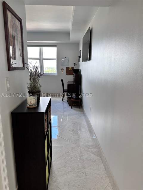 19900 E Country Club Dr 1012, Aventura FL - photo 22 of 40