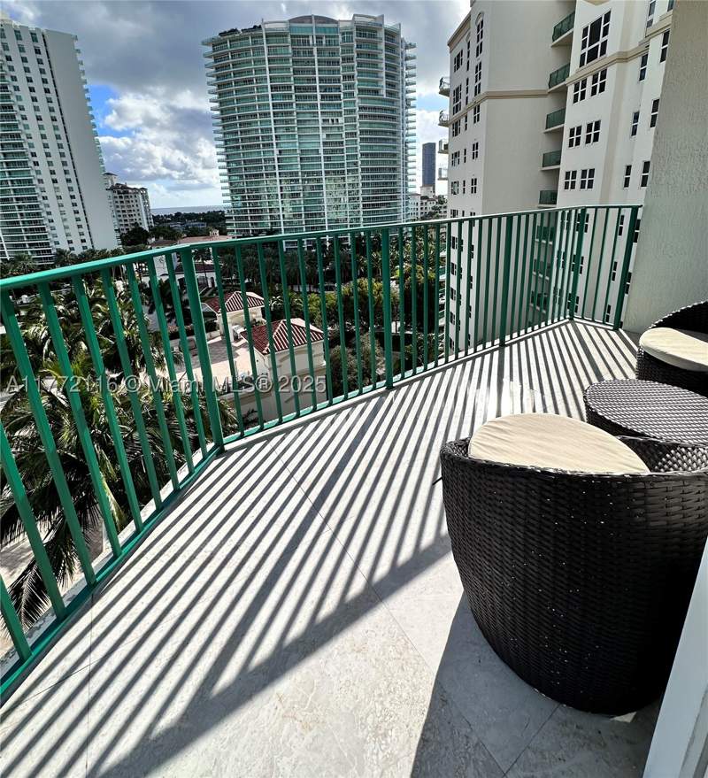 2 bedroom Condominium at 19900 E Country Club Dr 1012, Turnberry Village So Towe, Aventura — photo 5