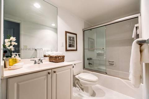 19370 Collins Ave 326, Sunny Isles Beach FL - photo 15 of 23