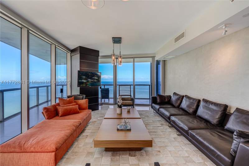 4 bedroom Condominium at 17001 Collins Ave 2508, Jade Beach Sunny Isles, Sunny Isles Beach — photo 2