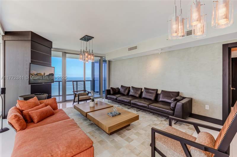 4 bedroom Condominium at 17001 Collins Ave 2508, Jade Beach Sunny Isles, Sunny Isles Beach — photo 3