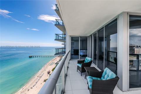 17001 Collins Ave 2508, Sunny Isles Beach FL - photo 8 of 43