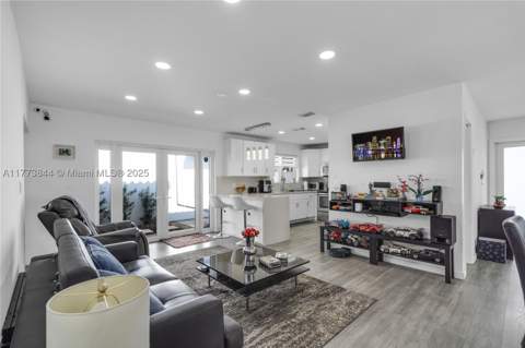 13351 SW 27th St, Miami FL - photo 9 of 31
