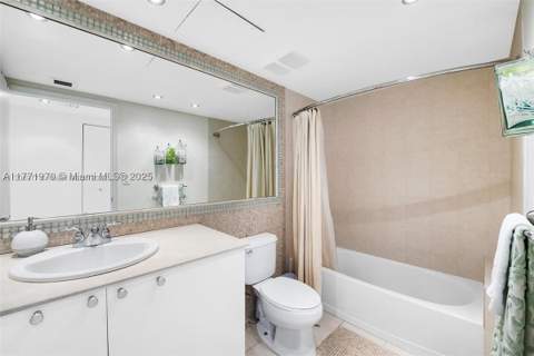 16699 Collins Ave 1607, Sunny Isles Beach FL - photo 17 of 30