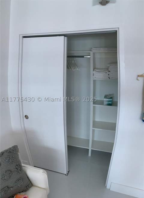 5445 Collins Ave 1520, Miami Beach FL - photo 11 of 43
