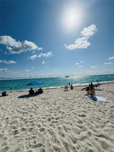 5445 Collins Ave 1520, Miami Beach FL - photo 7 of 43