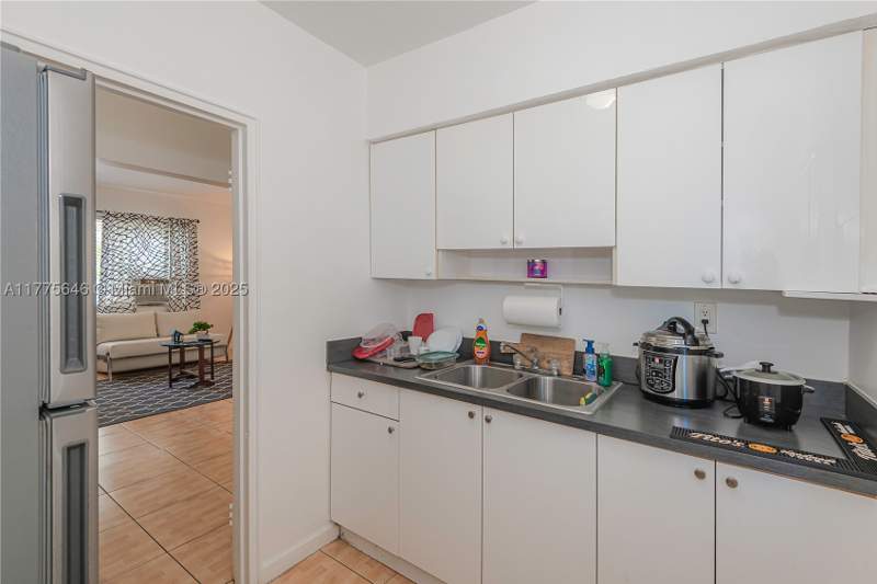1 bedroom Condominium at 655 83rd St 55, Winds Of Nobe Condo, Miami Beach — photo 4
