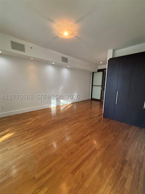 2001 Meridian Ave 309, Miami Beach FL - photo 10 of 29