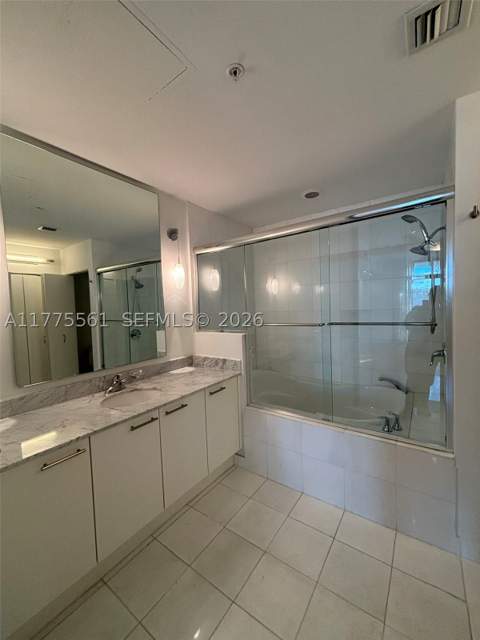 2001 Meridian Ave 309, Miami Beach FL - photo 14 of 29