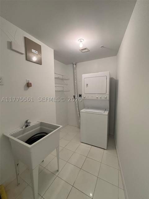 2001 Meridian Ave 309, Miami Beach FL - photo 16 of 29
