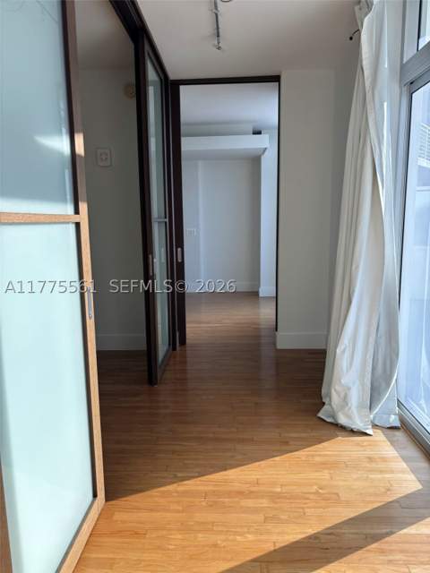 2001 Meridian Ave 309, Miami Beach FL - photo 17 of 29