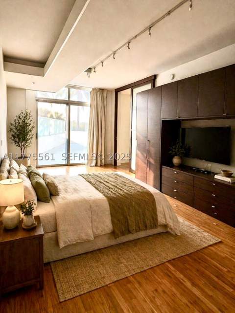 2001 Meridian Ave 309, Miami Beach FL - photo 19 of 29