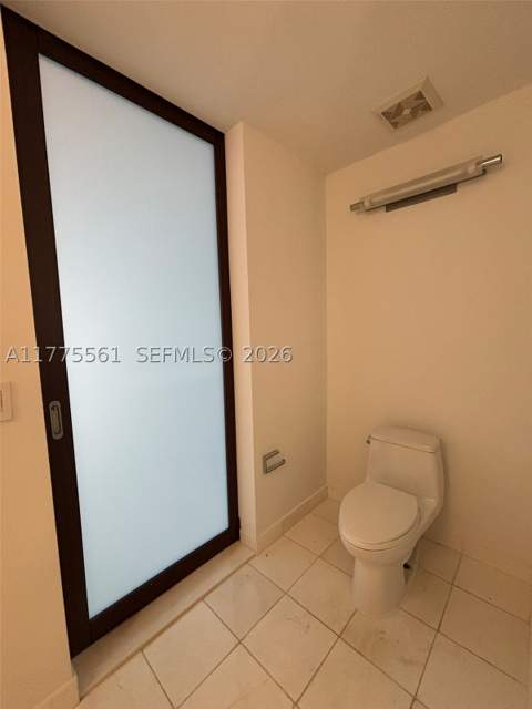 2001 Meridian Ave 309, Miami Beach FL - photo 20 of 29