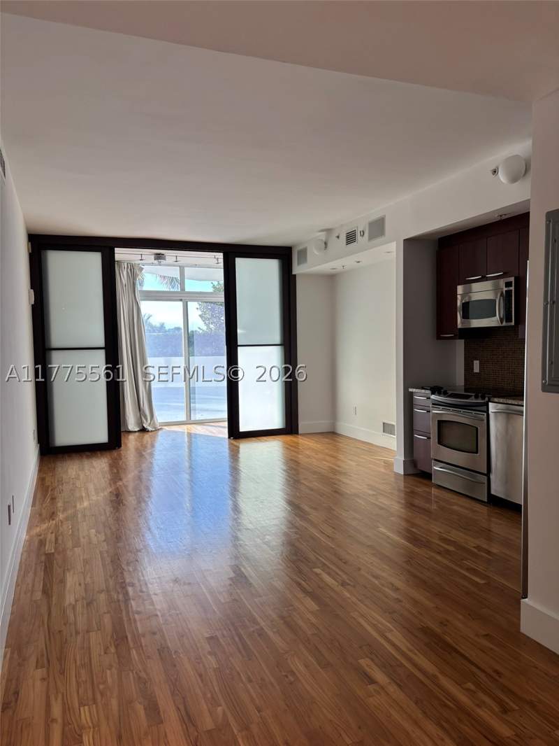 2 bedroom Condominium at 2001 Meridian Ave 309, The Meridian Condo, Miami Beach — photo 5
