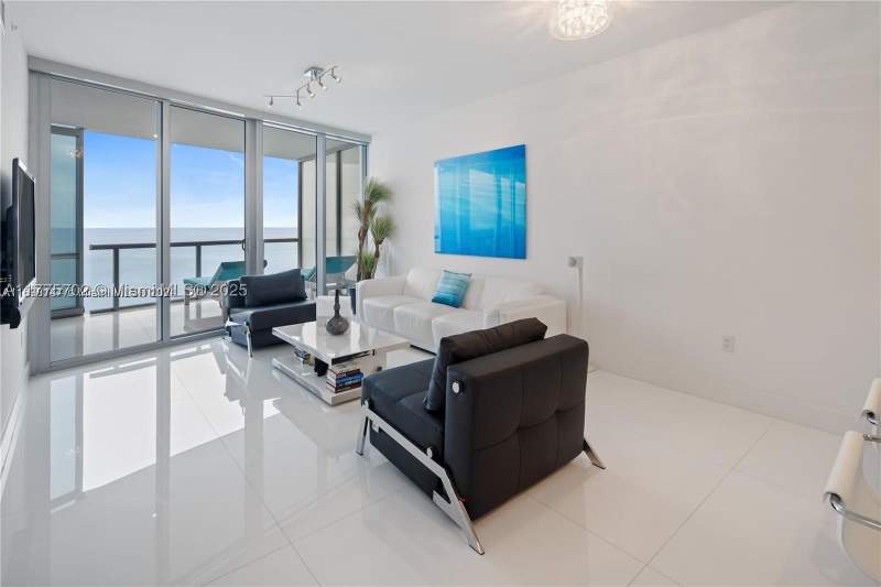 1 bedroom Condominium at 17121 Collins Ave 1703, Jade Ocean Condo, Sunny Isles Beach — photo 3