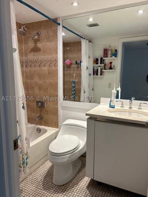 17890 W Dixie Highway 714, North Miami Beach FL - photo 10 of 19