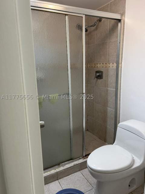 17890 W Dixie Highway 714, North Miami Beach FL - photo 12 of 19