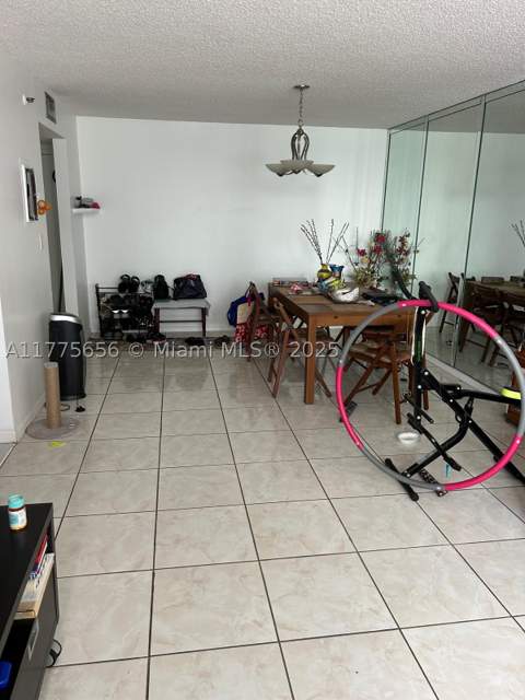 17890 W Dixie Highway 714, North Miami Beach FL - photo 7 of 19