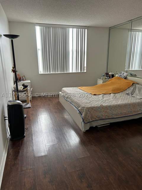 17890 W Dixie Highway 714, North Miami Beach FL - photo 9 of 19