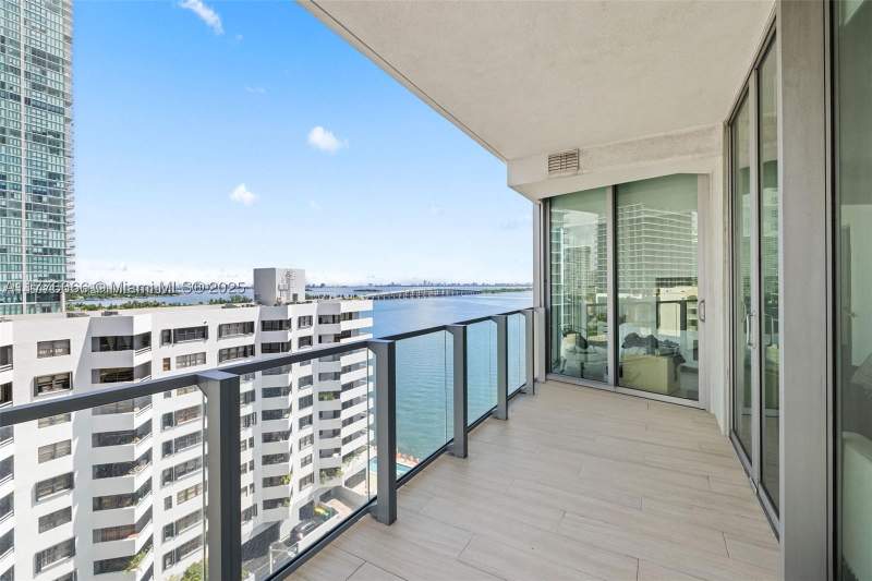 2 bedroom Condominium at 2900 NE 7th Ave 901, Biscayne Beach Condo, Miami — photo 2