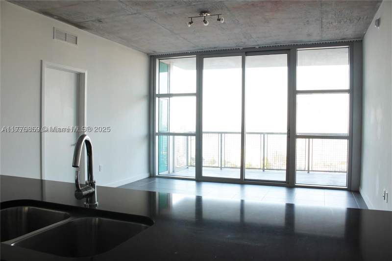 2 bedroom Condominium at 3301 NE 1 Av H2904, Four Midtown Miami Condo, Miami — photo 3