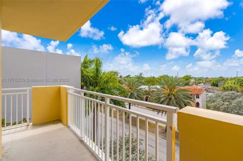 215 SW 42nd Ave 402, Miami FL - photo 14 of 20
