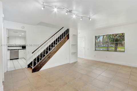 6619 SW 116th Pl G7, Miami FL - photo 10 of 28
