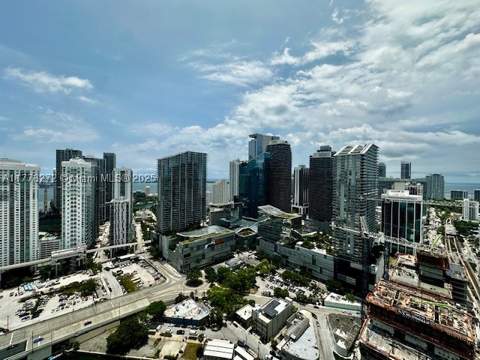 92 SW 3rd St 4104, Miami FL - photo 15 of 35