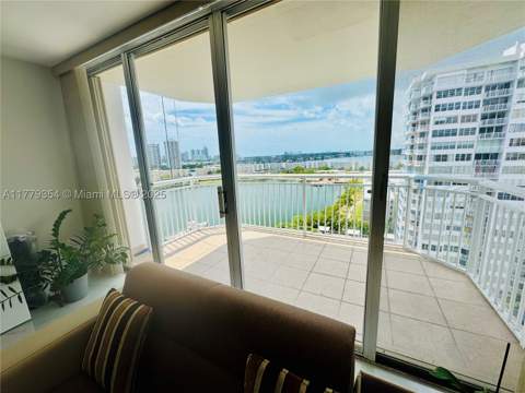 18071 Biscayne Blvd 1503, Aventura FL - photo 12 of 50