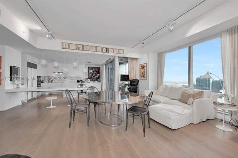 1425 Brickell Ave 61E, Miami FL - photo 11 of 47