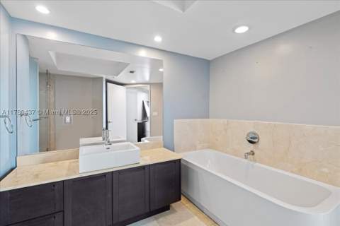 200 Sunny Isle Bl 2-1202, Sunny Isles Beach FL - photo 15 of 38