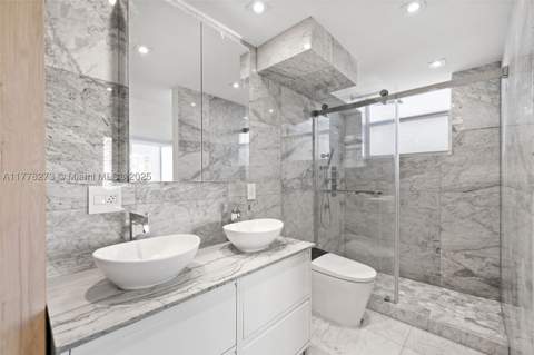 1658 Bay Rd 504, Miami Beach FL - photo 11 of 18