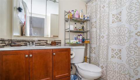17011 N Bay Rd 701, Sunny Isles Beach FL - photo 15 of 44