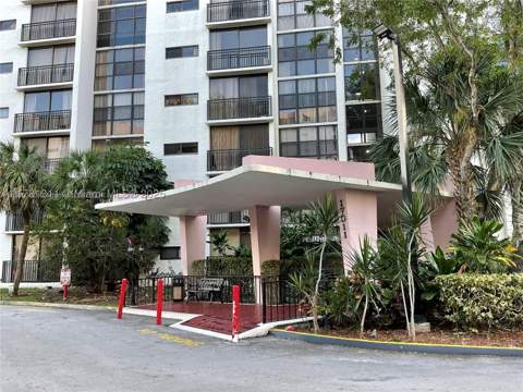 17011 N Bay Rd 701, Sunny Isles Beach FL - photo 21 of 44