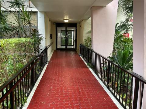 17011 N Bay Rd 701, Sunny Isles Beach FL - photo 23 of 44