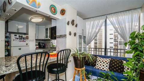 17011 N Bay Rd 701, Sunny Isles Beach FL - photo 6 of 44