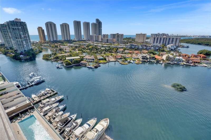 4 bedroom Condominium at 400 Sunny Isles Boulevard 2005, 400 Sunny Isles, Sunny Isles Beach — photo 4