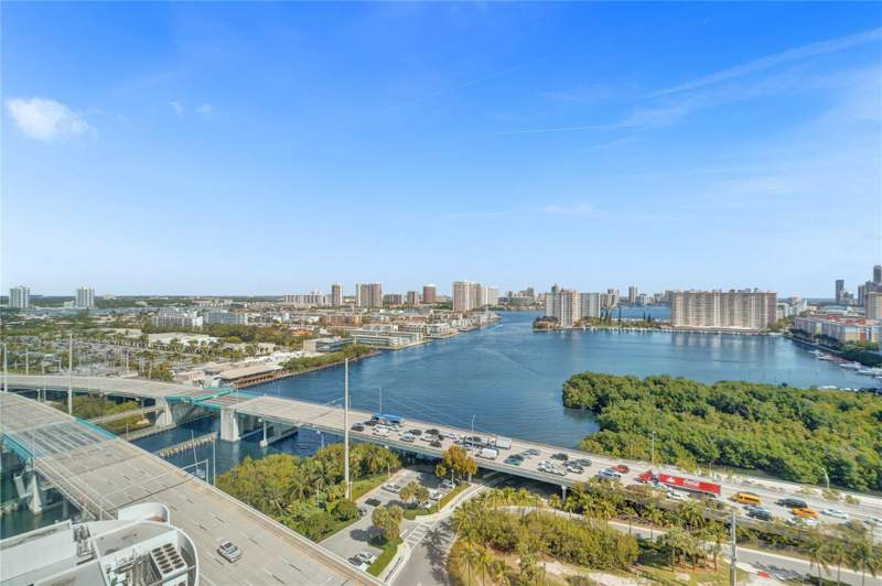 4 bedroom Condominium at 400 Sunny Isles Boulevard 2005, 400 Sunny Isles, Sunny Isles Beach — photo 5