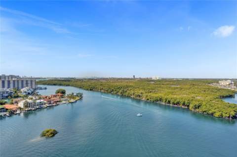 400 Sunny Isles Boulevard 2005, Sunny Isles Beach FL - photo 6 of 90