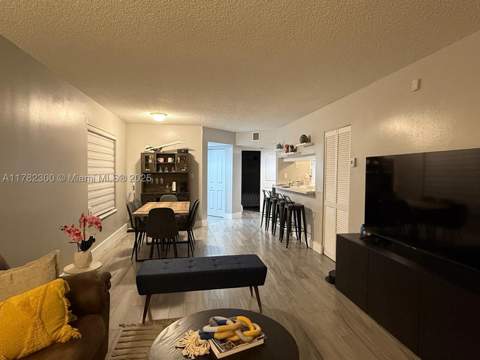 9121 SW 138th Pl 9121, Miami FL - photo 12 of 19