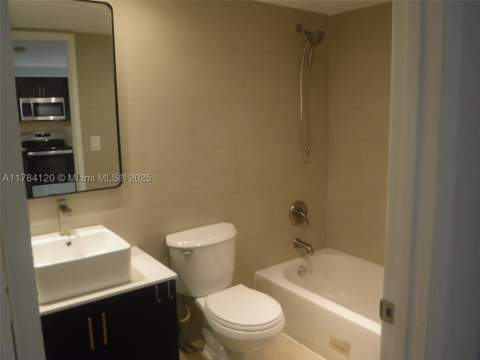 850 N Miami Ave W-2101, Miami FL - photo 9 of 34