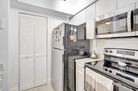 15499 Miami Lakeway N 306-5, Miami Lakes FL - photo 8 of 30