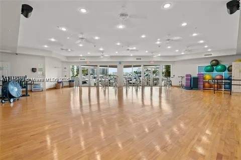 3370 Hidden Bay Dr 610, Aventura FL - photo 7 of 24