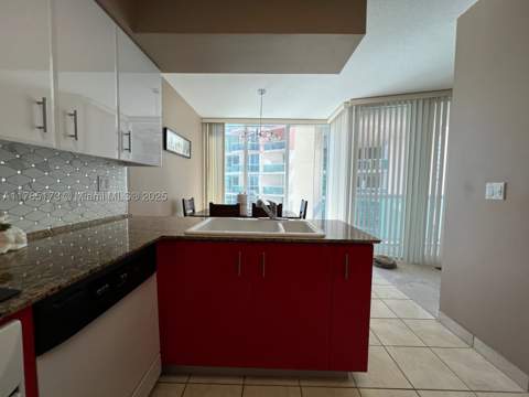 3370 Hidden Bay Dr 610, Aventura FL - photo 9 of 24
