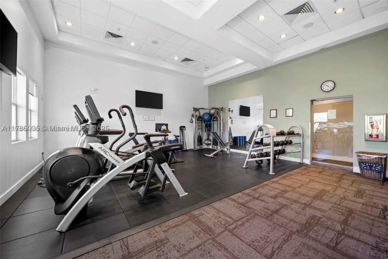 1 bedroom Condominium at 5300 NW 87th Ave 115, The Blue A Resort Hotel C, Doral — photo 2