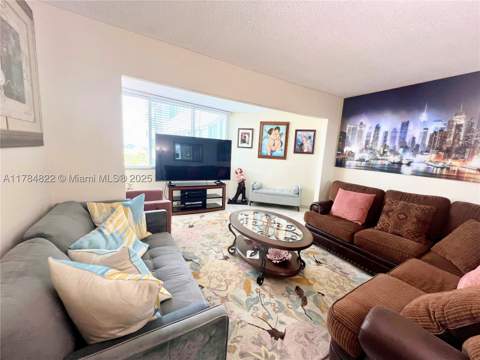 7135 Collins Ave 621, Miami Beach FL - photo 17 of 30