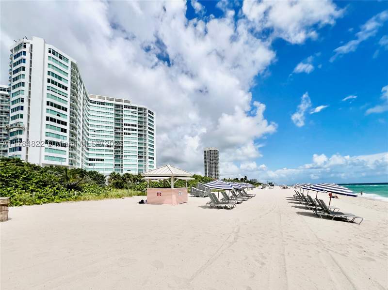 1 bedroom Condominium at 7135 Collins Ave 621, Burleigh House Condo, Miami Beach — photo 2